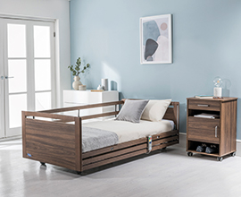 Invacare, NordBed, seng, hjelpemidler, pleieseng, regulerbar seng