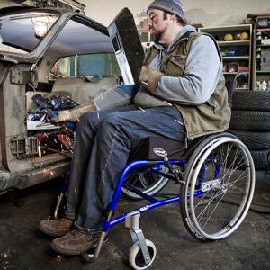 Manual wheelchair XLT Max blue ramme